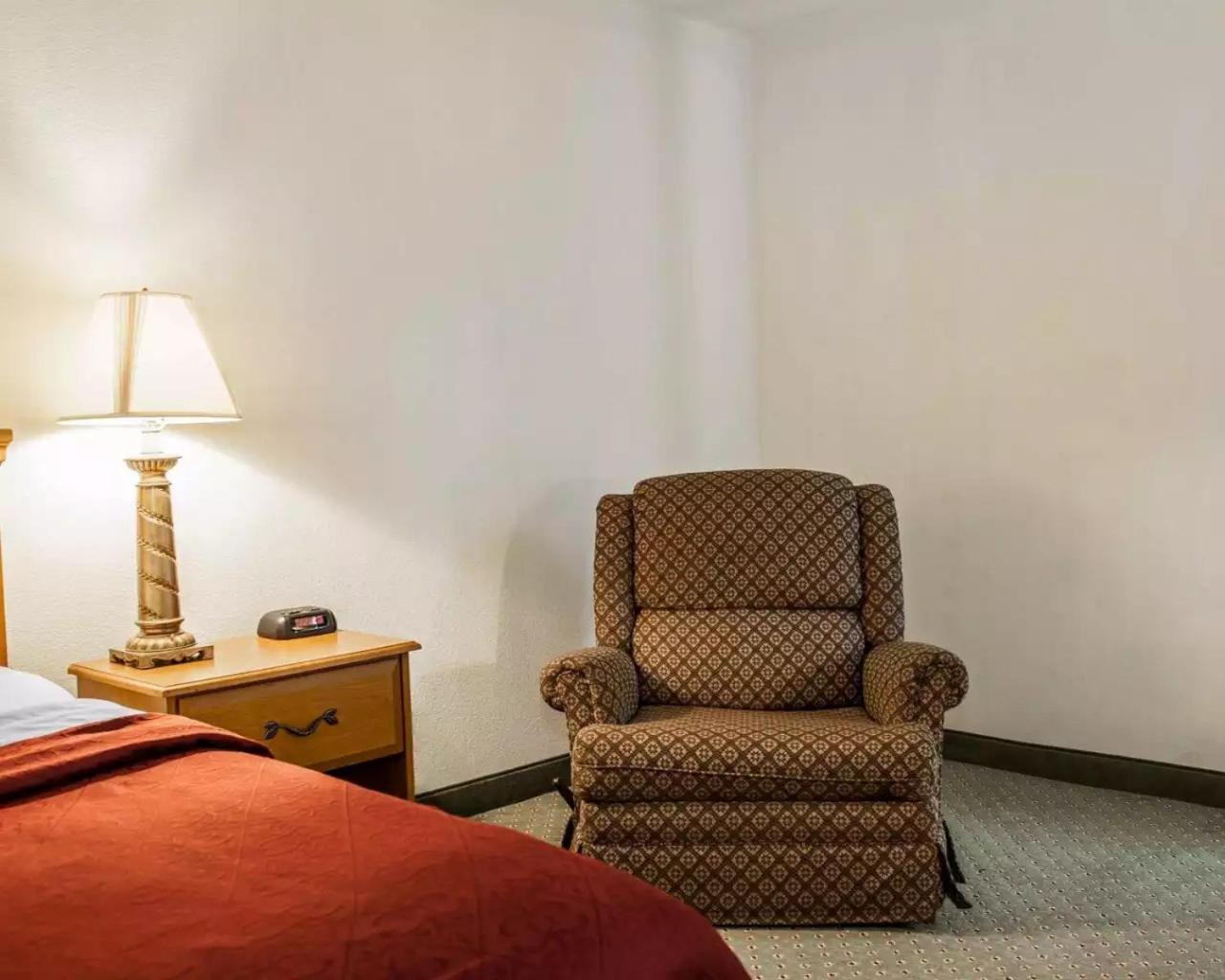 Quality Inn Rochester South Εξωτερικό φωτογραφία