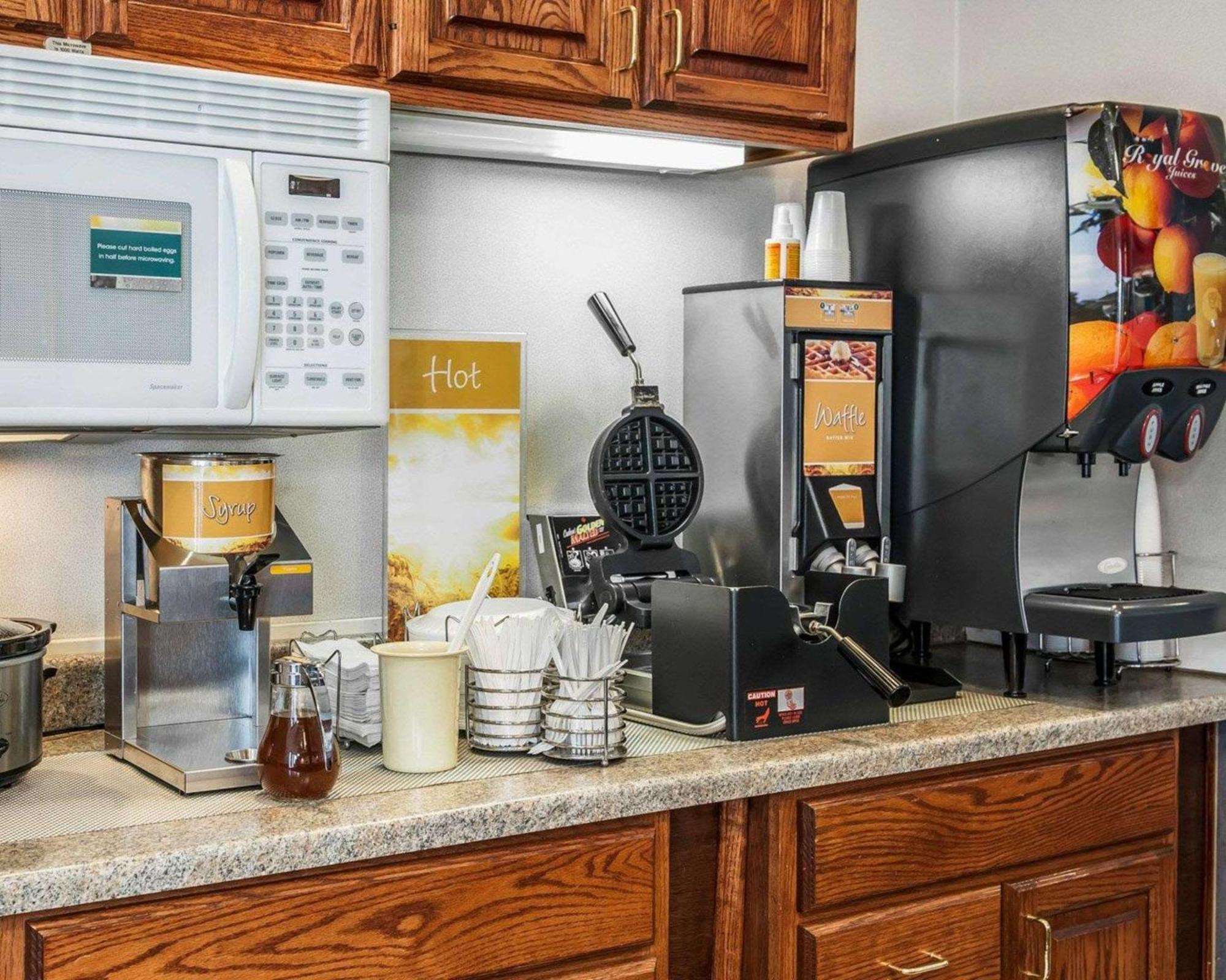 Quality Inn Rochester South Εξωτερικό φωτογραφία
